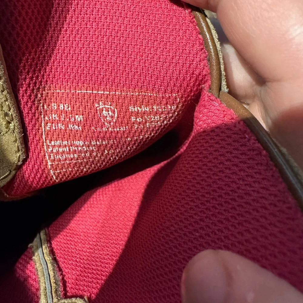 Ariat Tan Floral Embroidered Western Boots - Picture 9 of 10